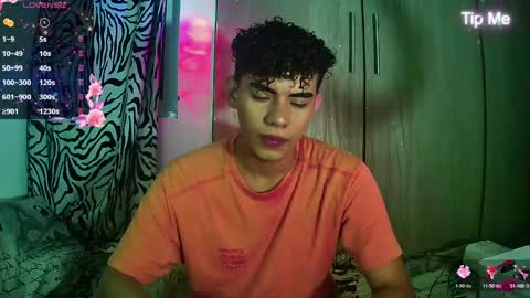 Snapshot of jaedasky_ chatting on 12.02.24 javi15 online show from 12.02.24