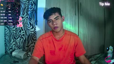 Snapshot of jaedasky_ chatting on 12.02.24 javi15 online show from 12.02.24