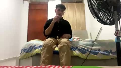 Snapshot of jaedasky_ chatting on 01.01.25 javi15 online show from 01.01.25