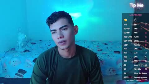 Snapshot of jaedasky_ chatting on 11.30.25 javi15 online show from 11.30.25