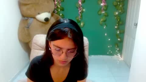 Snapshot of jaide387017 chatting on 07.08.26 jaide387017 online show from 07.08.26