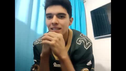 Snapshot of jair1_69 chatting on 02.01.26 JaxXx online show from 02.01.26