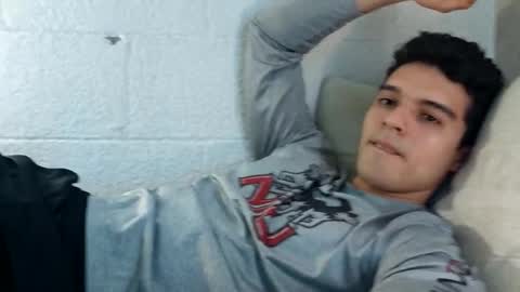 Snapshot of jair1_69 chatting on 02.25.26 JaxXx online show from 02.25.26