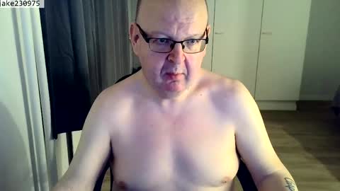 Snapshot of jake230975 chatting on 04.30.26 Jake2309 online show from 04.30.26