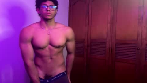 jake_hill1 online show from 11.05.25