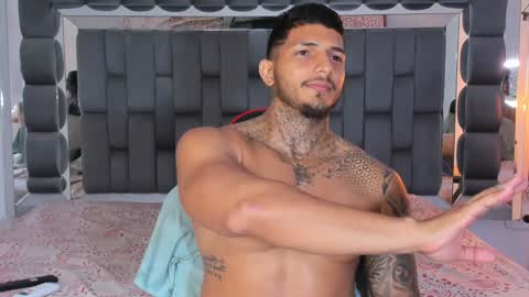my name is sebas If you come here dont hesitate to say hello Im a guy who really likes having conversations and having hot online show from 12.06.24