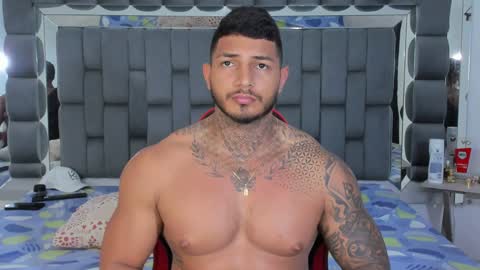 my name is sebas If you come here dont hesitate to say hello Im a guy who really likes having conversations and having hot online show from 01.03.25