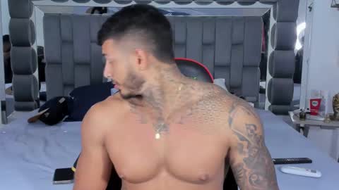 my name is sebas If you come here dont hesitate to say hello Im a guy who really likes having conversations and having hot online show from 03.05.25