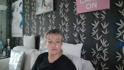 JAKKI LOUISE pornstar online show from 11.14.25