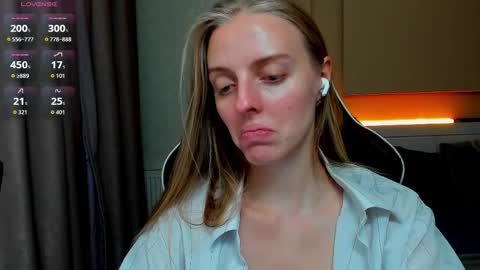 Sofia online show from 10.22.25