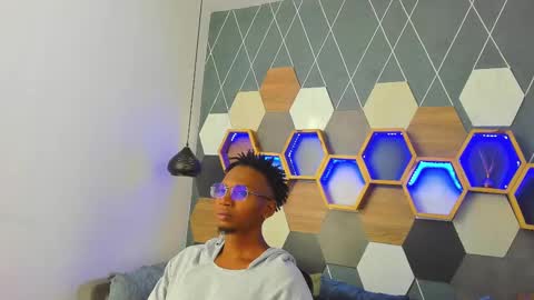   online show from 02.21.25