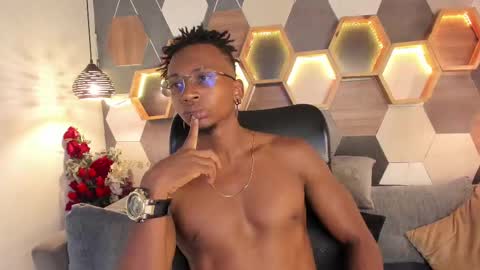   online show from 03.04.25