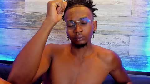   online show from 03.08.25