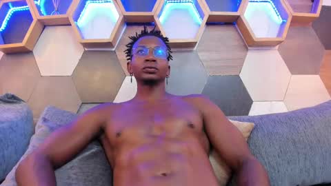   online show from 03.09.25