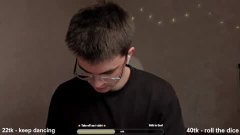 Hey there Im Jame online show from 03.04.25