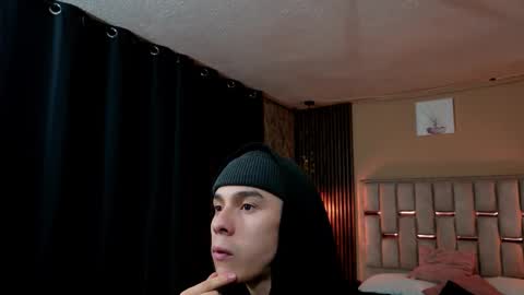 james_adamss_ online show from 02.18.26