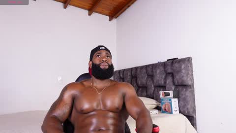 Snapshot of james_bbcmuscle chatting on 07.21.26 James BBC online show from 07.21.26
