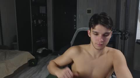 Snapshot of james_friends chatting on 03.10.26 James online show from 03.10.26