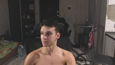 Snapshot of james_friends chatting on 06.12.26 James online show from 06.12.26