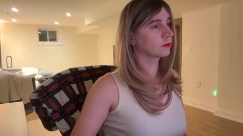 Snapshot of jamesarnold06 chatting on 09.20.25 jamesarnold06 online show from 09.20.25