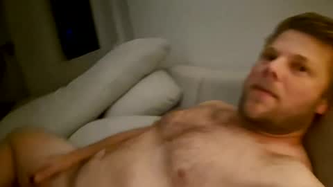 Snapshot of jamesdeanaus88 chatting on 11.23.25 jamesdeanaus88 online show from 11.23.25