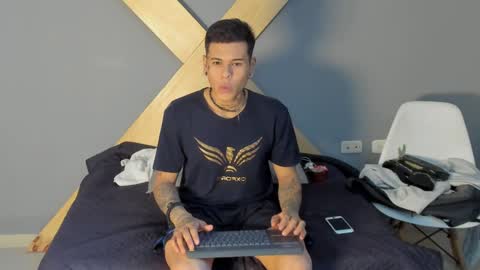 Snapshot of jamesinked_ chatting on 12.05.24 Jamesinked  online show from 12.05.24