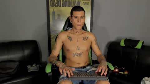 Snapshot of jamesinked_ chatting on 01.16.25 Jamesinked  online show from 01.16.25