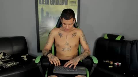 Snapshot of jamesinked_ chatting on 01.23.25 Jamesinked  online show from 01.23.25