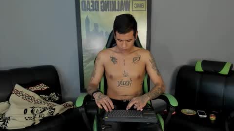 Snapshot of jamesinked_ chatting on 02.17.25 Jamesinked  online show from 02.17.25