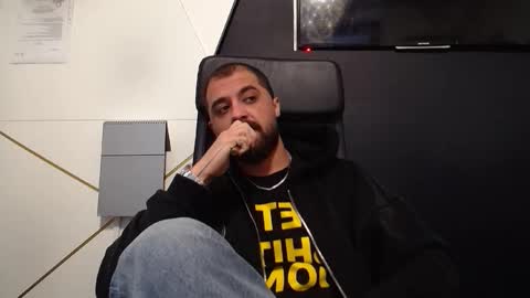 JamesMyers online show from 10.04.25