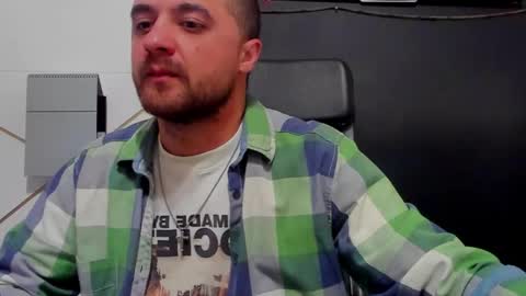 Snapshot of jamesmyersx chatting on 05.05.26 JamesMyers online show from 05.05.26