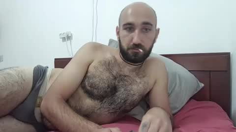 Snapshot of jamesthorn39 chatting on 09.23.25 jamesthorn39 online show from 09.23.25