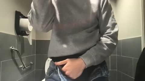 Snapshot of jami4u chatting on 11.04.25 JAMI4U online show from 11.04.25