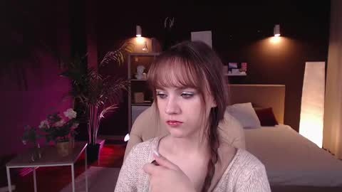 Snapshot of jamie_chung chatting on 11.08.25 jamie_chung online show from 11.08.25