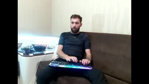 Snapshot of jamienoxus chatting on 02.16.25 Robbie online show from 02.16.25