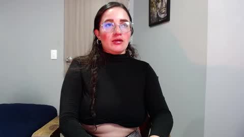    online show from 03.06.25