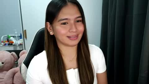 YOUR LOVELY JANE online show from 10.13.25