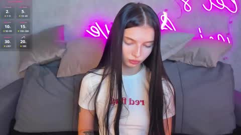 Eva online show from 11.10.25