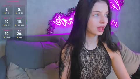 Snapshot of jane_johnston chatting on 01.14.26 Eva online show from 01.14.26