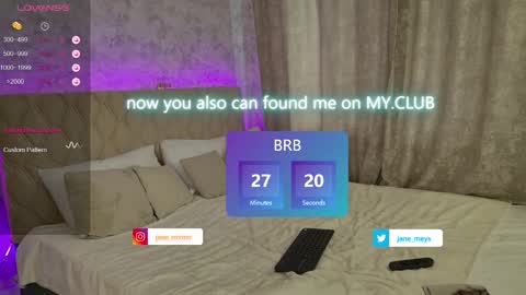 Snapshot of jane_meys chatting on 03.08.25 your kitty JANE roawww online show from 03.08.25