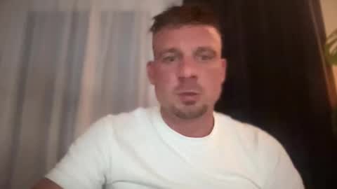 Snapshot of janettarobin chatting on 05.18.26 RoJan online show from 05.18.26