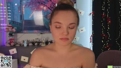 Hi Im Alice and here youll find something online show from 04.18.26