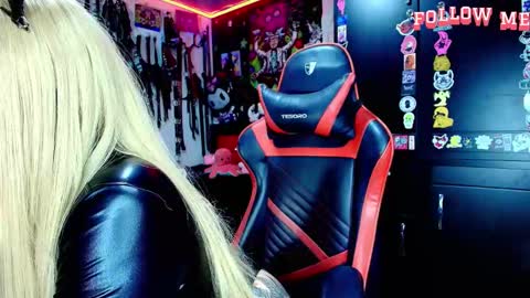      online show from 11.14.25