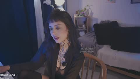 Snapshot of janne_maybe chatting on 03.31.26 jmaybe e online show from 03.31.26