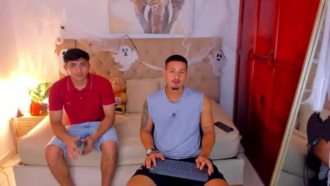 janomar01 online show from 11.01.25