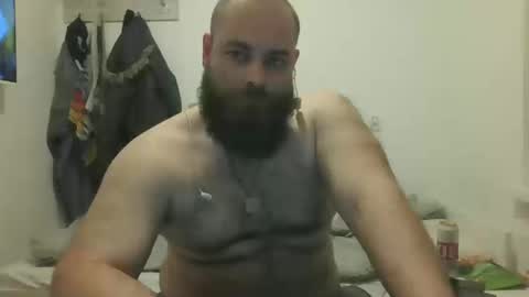 Snapshot of januszcygan chatting on 03.12.26 januszcygan online show from 03.12.26