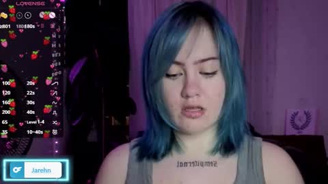 Snapshot of jarehn chatting on 11.10.25 Jaren online show from 11.10.25