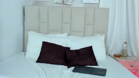 Jaslyn online show from 03.07.25