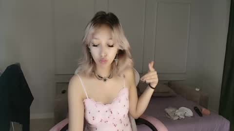 Snapshot of jasmilee chatting on 05.23.26 Jasmine online show from 05.23.26