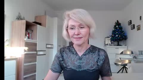 Jasmin room for people 40 online show from 12.25.24